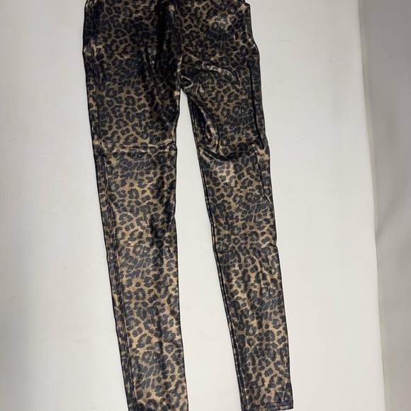 SPANX LEOPARD PRINT LEGGINGS FAUX LEATHER SIZE M - Picture 4 of 6